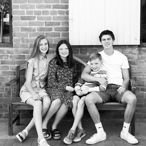 Meet your Posher, Kim